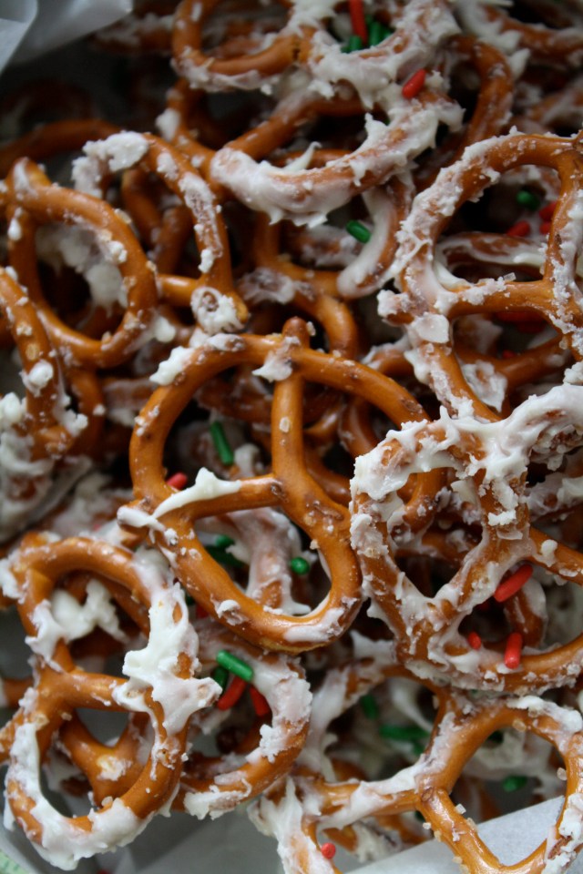 whitechocpretzels2